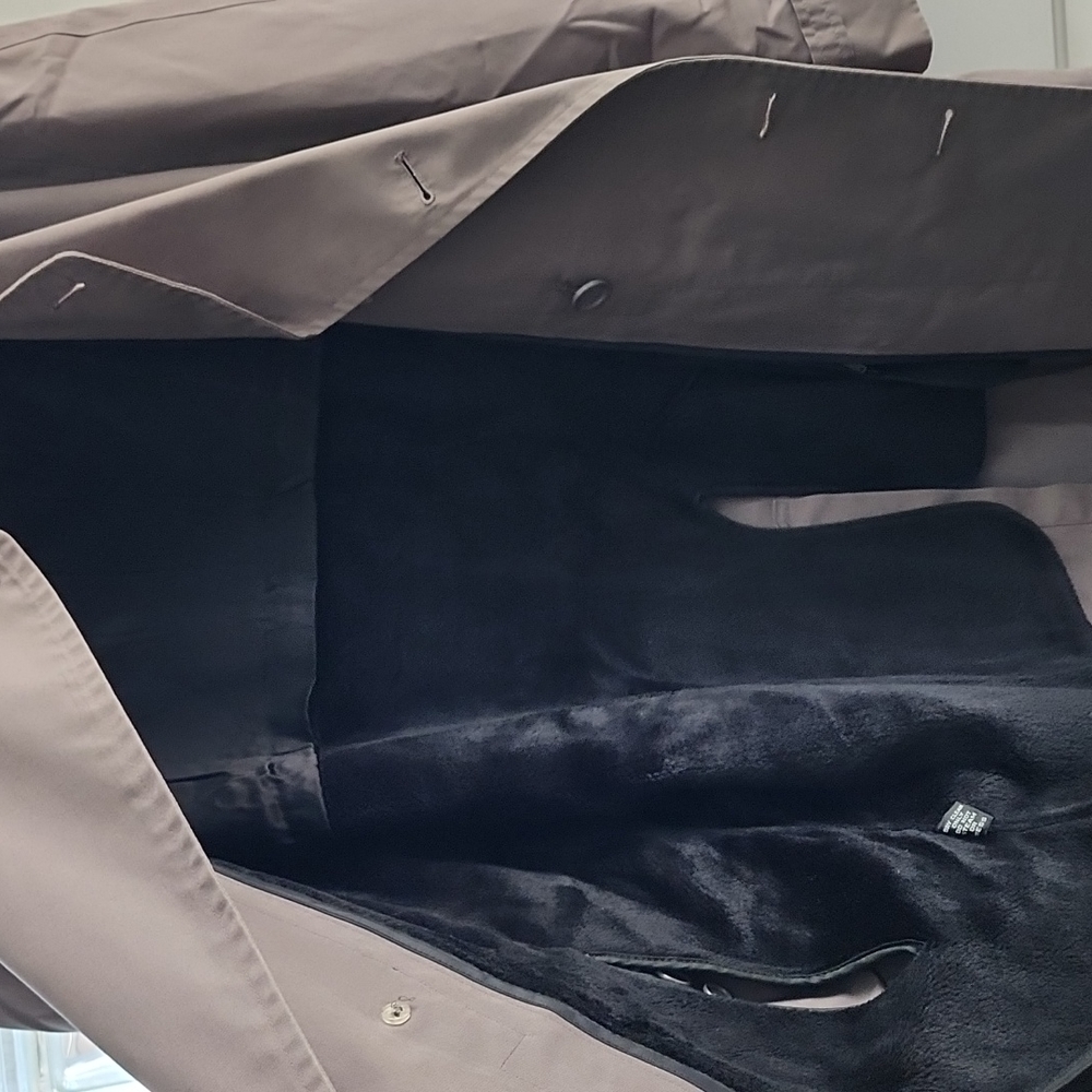 Vintage London Fog Trench Coat - Picture 5 of 5